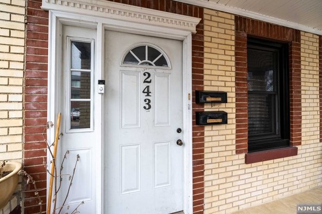 243 Washington Pl #2, Cliffside Park, NJ 07010