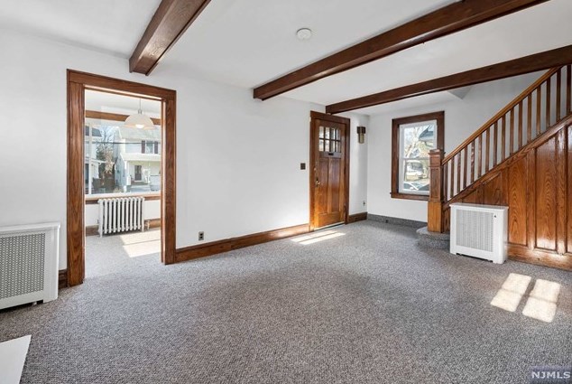 48 Manhattan Ct, Nutley, NJ 07110