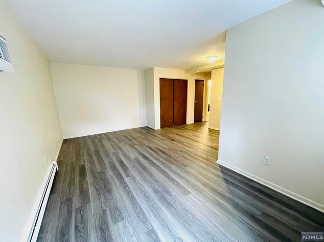 318-322 Anderson St #318c, Hackensack, NJ 07601