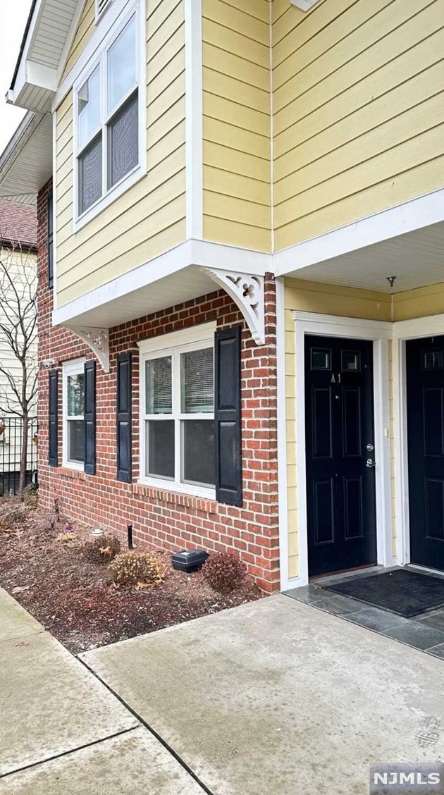 290 3rd St #a1, Hackensack, NJ 07601