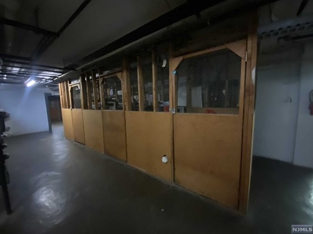 126 Hackett Pl, Rutherford NJ 07070-1655 exterior