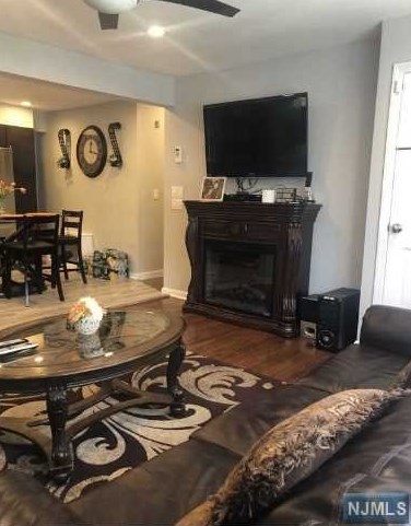 163 Orchard St #1, Outwater, NJ 07026