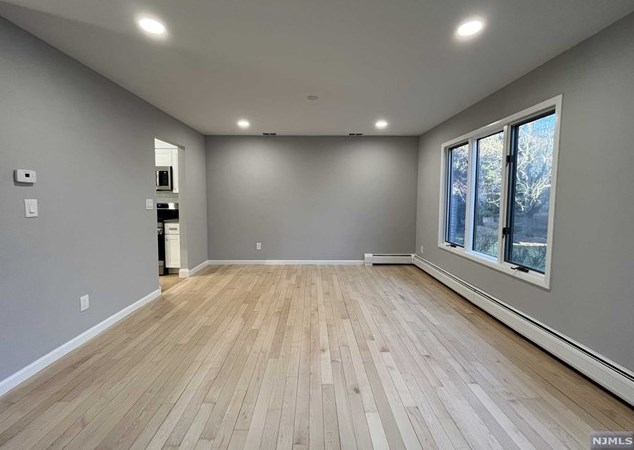 110 Aspen Ct, Norwood, NJ 07648