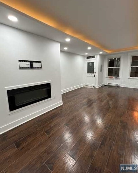 99 Napoleon St, Newark, NJ 07105