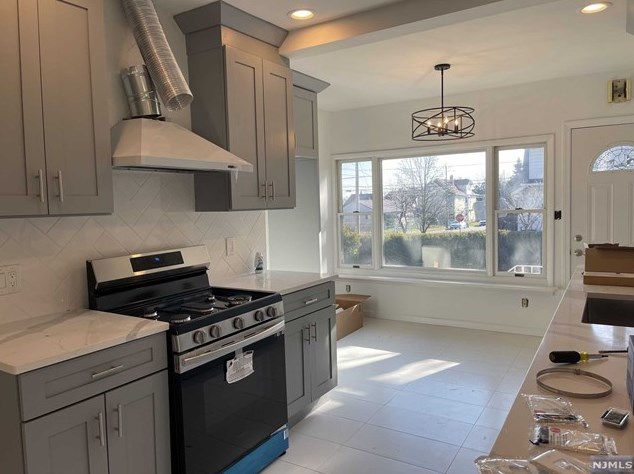 143 W 2nd St #1, Clifton, NJ 07011