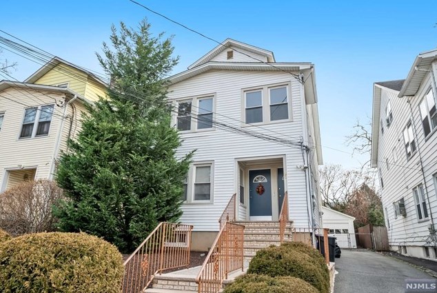 45 Mississippi Ave #apt 2, Town Center, NJ 07052