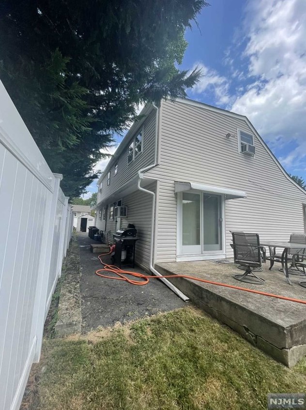 203 Snedeker Pl, Rockleigh, NJ 07647