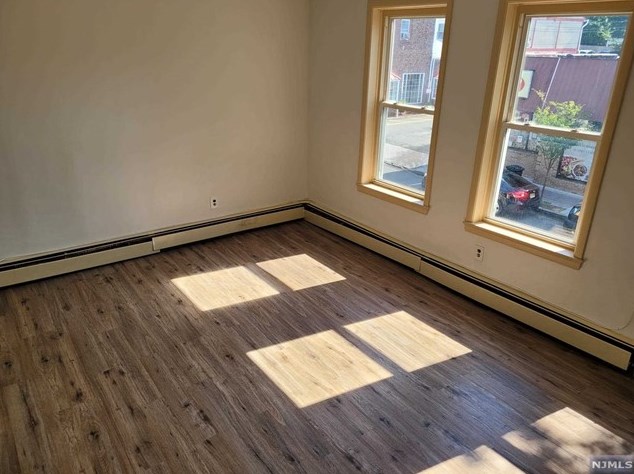 210 Main St, Ridgefield Park, NJ 07660