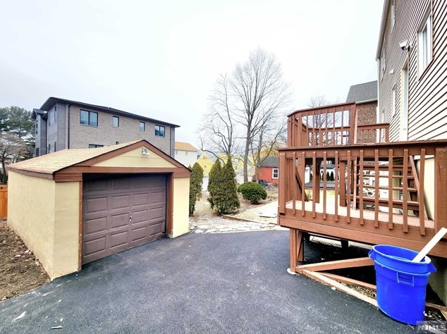 815 Fairview Ln #2nd Fllor, West Fort Lee, NJ 07024
