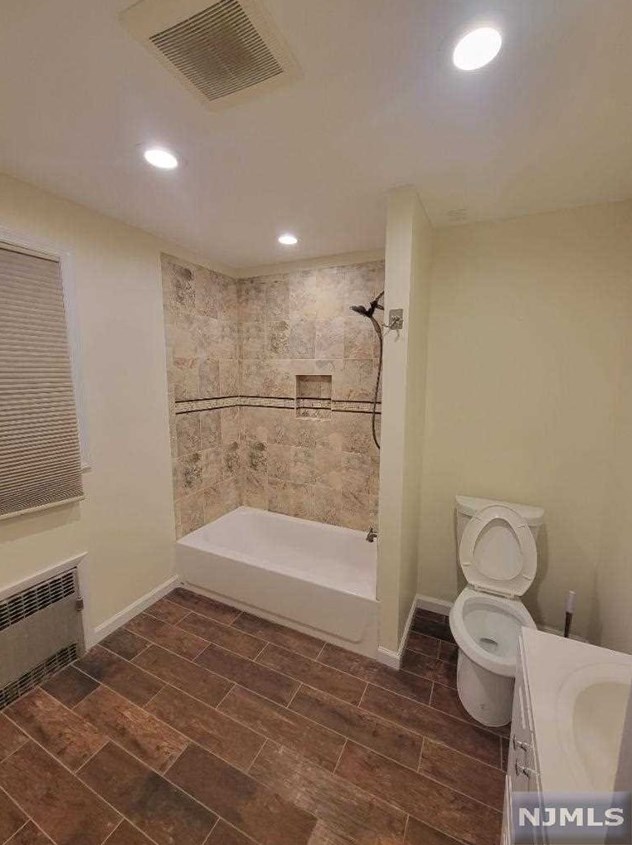 744 New York Ave, Lyndhurst NJ  07071-1623 exterior