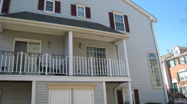 753 Pepperidge Rd, Mahwah, NJ 07430