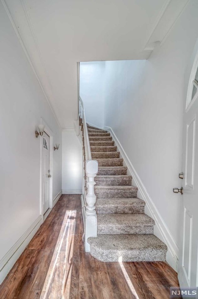 540 44th St #2, Union City, NJ 07087