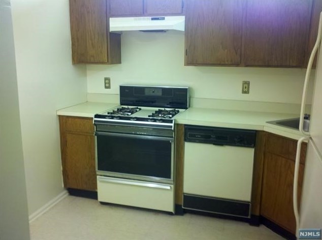 868 Juniper Way #868, Mahwah, NJ 07430
