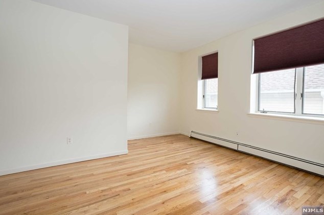 282 Kinderkamack Rd #1, Oradell, NJ 07649