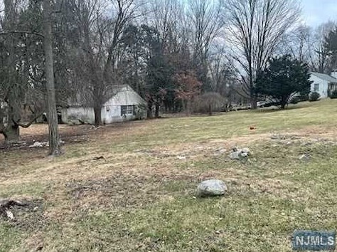 80 Lake St, Upper Saddle River, NJ 07458