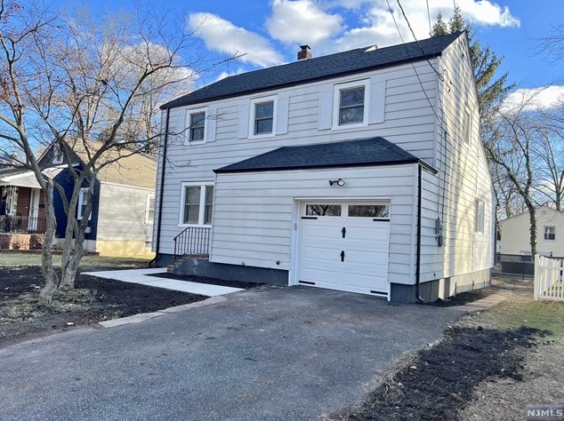 430 W Ivy Ln, Englewood, NJ 07631