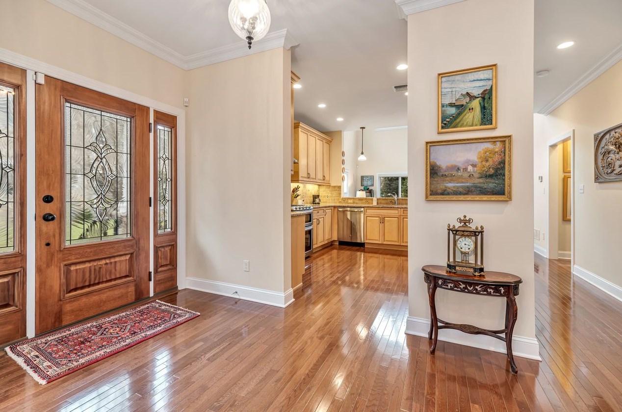 21 Cherrywood Ct, Westwood, NJ 07675-6487