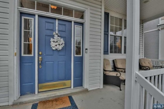 66 Ramapo River Trce, Oakland, NJ 07436