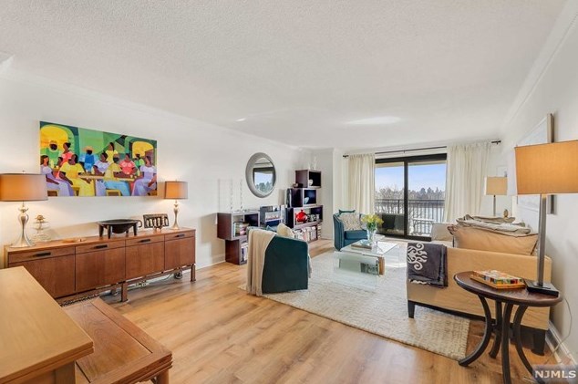 7855 Blvd E #6d, North Bergen, NJ 07047