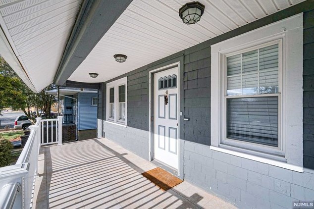 29 Franklin Rd, Teaneck, NJ 07666