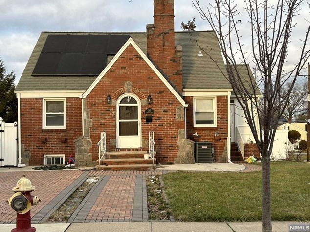 197 Paterson Ave, Lodi, NJ 07644