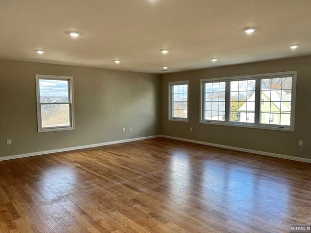 56 Stewart Ave #(2f), Kearny, NJ 07032