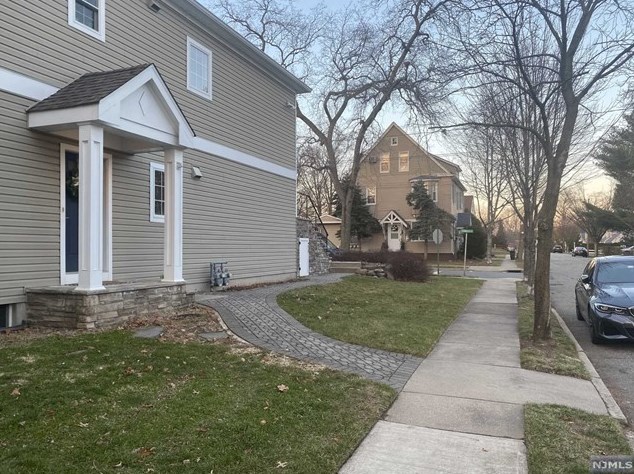 92 Terrace Ave #1, Maywood, NJ 07607