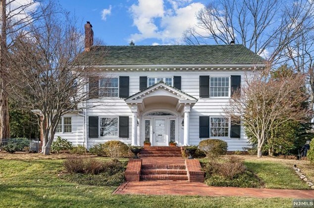 280 Highland Ave, Ridgewood, NJ 07450
