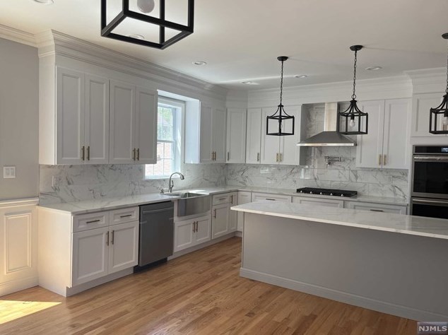 239 Walter Ave, Hasbrouck Heights, NJ 07604