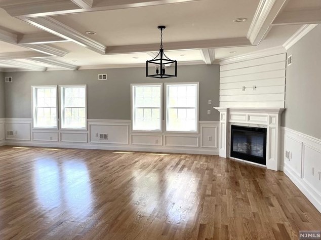 243 Walter Ave, Hasbrouck Heights, NJ 07604