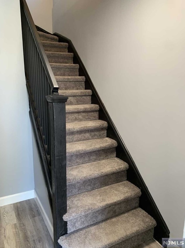 276 Wallington Ave #2, Wallington, NJ 07057