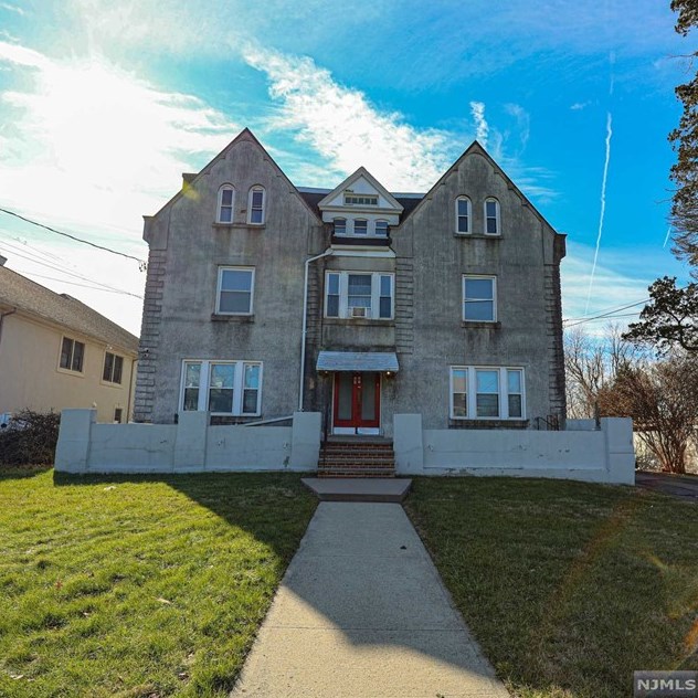 36 E Central Ave, Maywood, NJ 07607