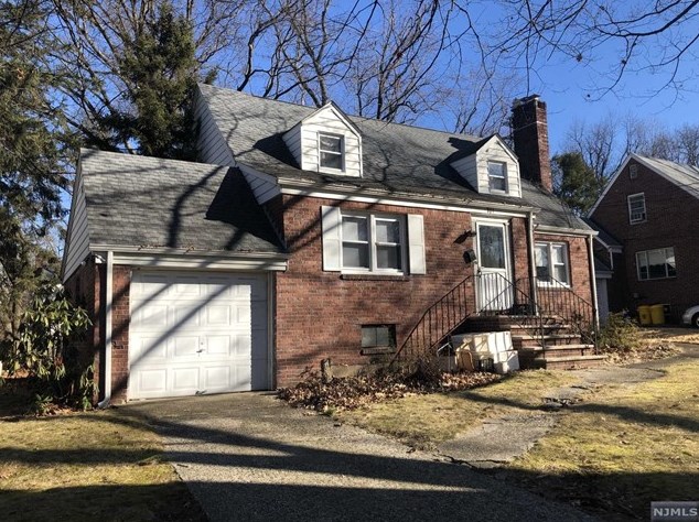 701 Forest Ave, Teaneck, NJ 07666
