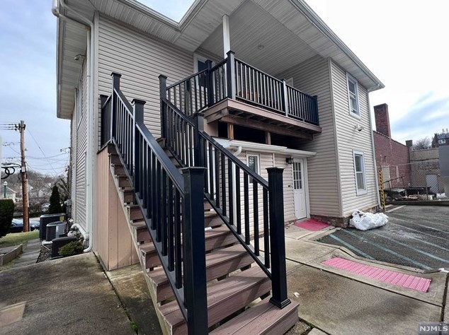 818 Garrison Ave #2, Teaneck, NJ 07666