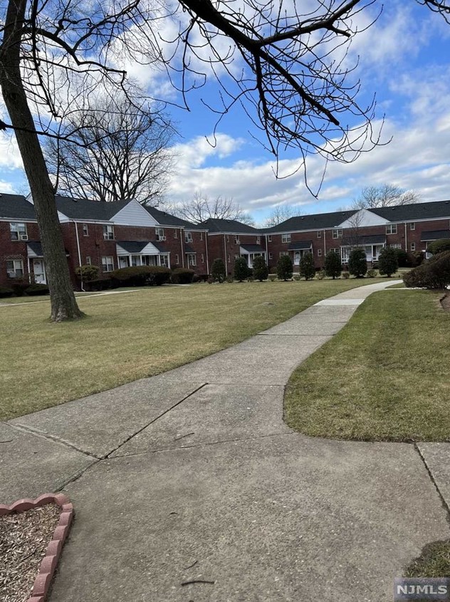 1241 Anderson Ave ##21, West Fort Lee, NJ 07024