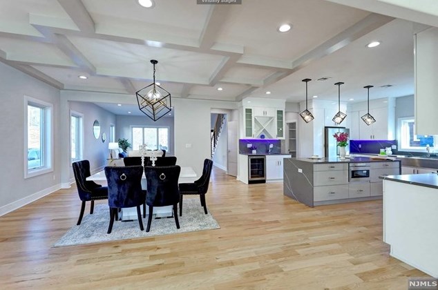 76 Passaic Ave, Rutherford NJ 07070-2059 exterior