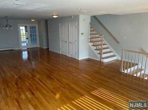 107 E Harwood Ter, Palisades Park, NJ 07650