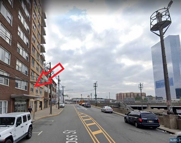 201 Bridge Plz N #9g, West Fort Lee, NJ