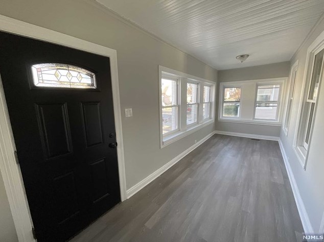 204 Fern Ave, Lyndhurst NJ  07071-2124 exterior
