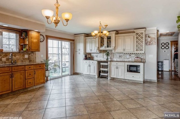 53 Morrell Pl #2, Outwater, NJ 07026