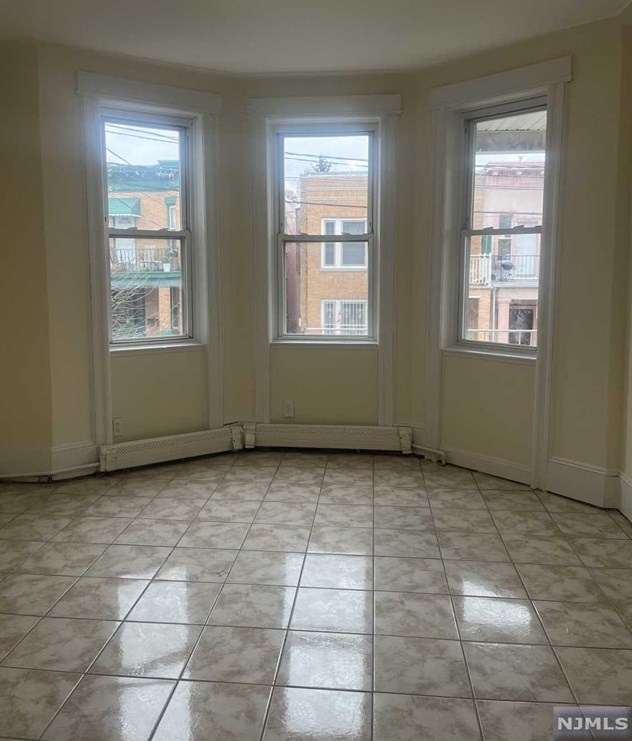 116 63rd St #2, West New York, NJ 07093