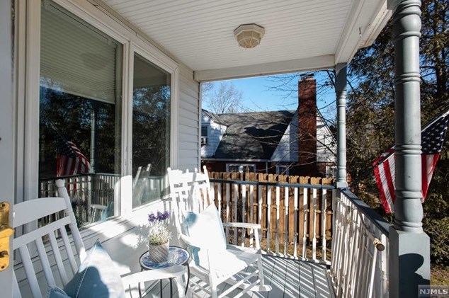 208 Washington Ave, Hillsdale, NJ 07642