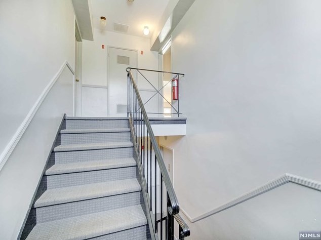 29 Upper Mountain Ave #2904, Montclair, NJ 07042