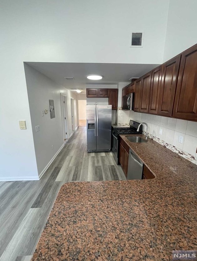 39 Union St, Jersey City, NJ 07304
