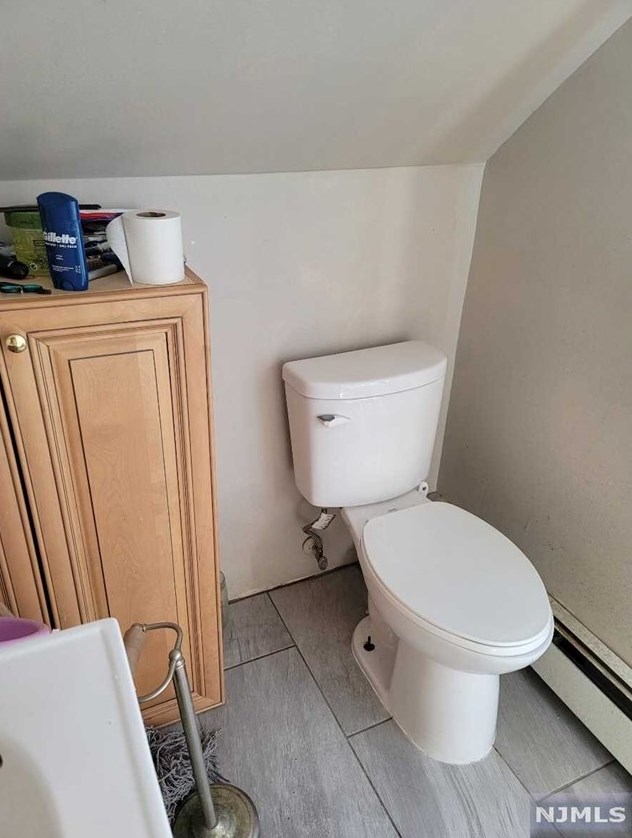 108 Plauderville Ave #3, Outwater, NJ 07026
