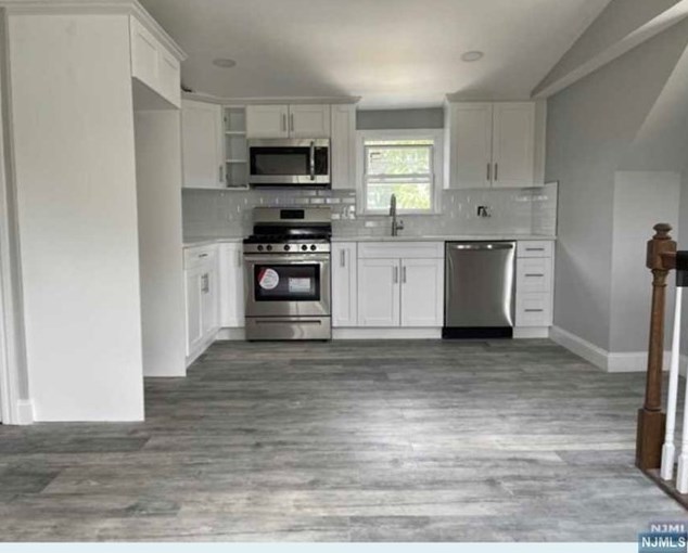 161 Stefanic Ave #2, Elmwood Park, NJ 07407