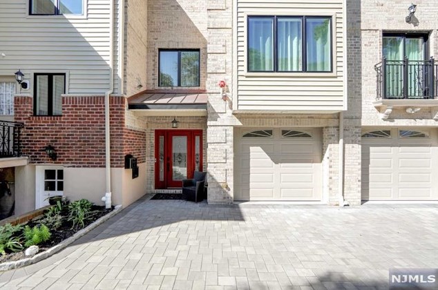 2191 Edwin Ave, West Fort Lee, NJ 07024