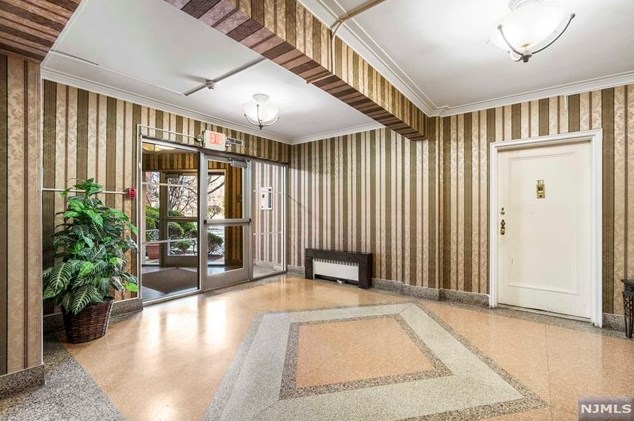 2330 Linwood Ave #3a, West Fort Lee, NJ