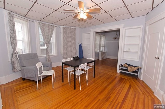 510 Undercliff Ave #1st, Edgewater, NJ 07020