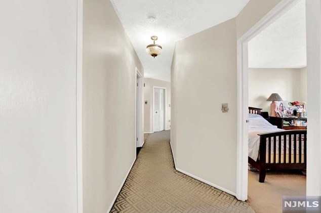 1005 Harmon Cove Tower, Secaucus NJ  07094-1712 exterior